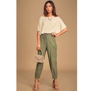 Lulu's The Bottom Line Olive Green Cargo Joggers (M)